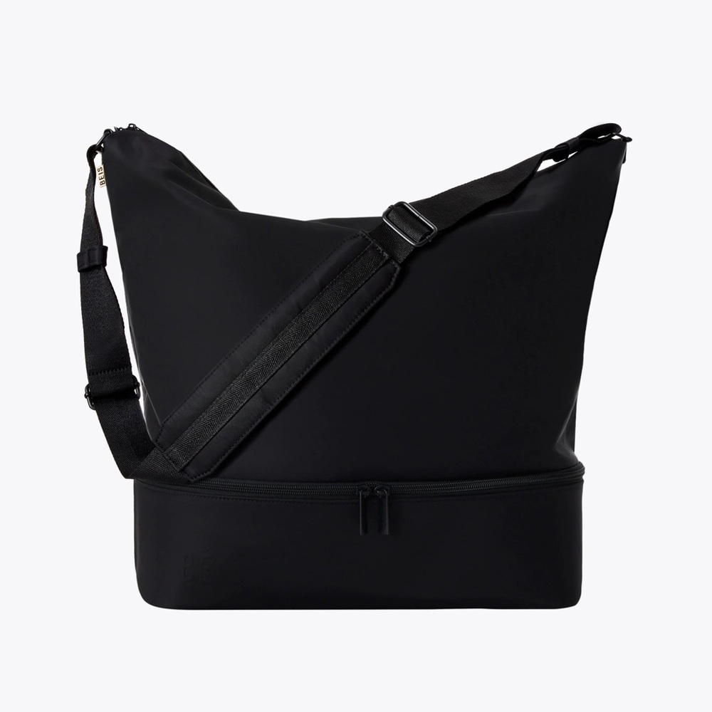 NWT BEIS WEEKENDER CRESCENT BAG